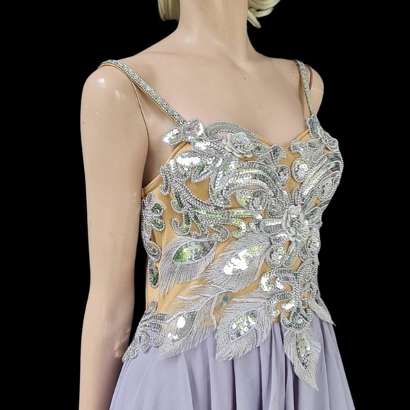 Silver dress - Picture 2 of 6